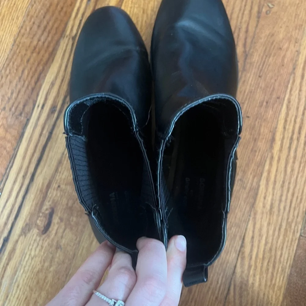 Sonoma Black Rugged Sole Footwear
